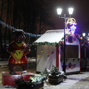 Торговый ярмарочный домик Расписной Торговый ярмарочный домик Расписной